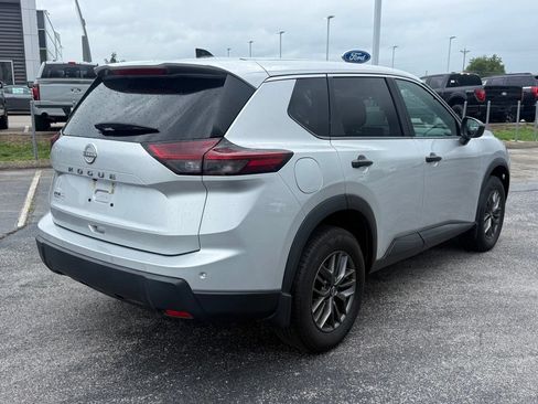 Used 2025 Nissan Rogue S FWD image 15