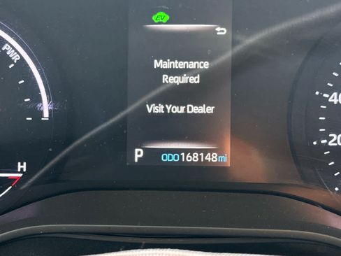 Used 2021 Toyota Sienna LE FWD image 1
