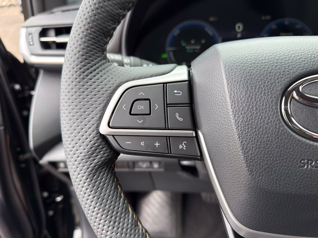 New 2026 Toyota Sienna AWD image 18