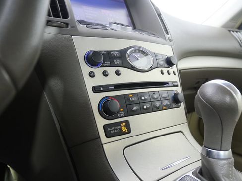 Used 2007 INFINITI G35 Journey w/ Premium Pkg image 17