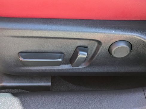 Used 2023 Lexus IS 500 image 19