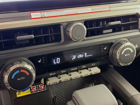 New 2026 Toyota Tacoma TRD Off-Road AWD/4WD image 15
