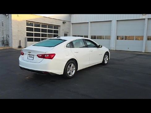 Used 2022 Chevrolet Malibu LS image 8