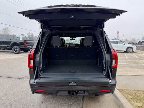 New 2026 Ford Expedition Tremor image 16