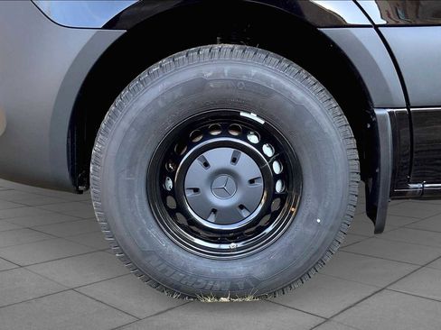 New 2025 Mercedes-Benz Sprinter 2500 image 16