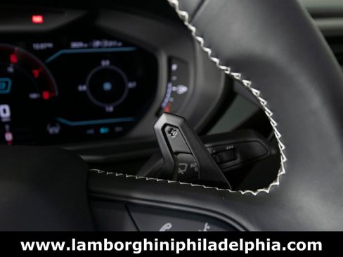 Used 2025 Lamborghini Urus S AWD/4WD image 19