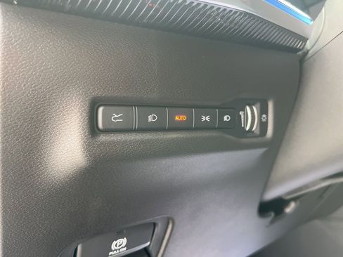 Used 2025 Jeep Wagoneer S Limited image 23