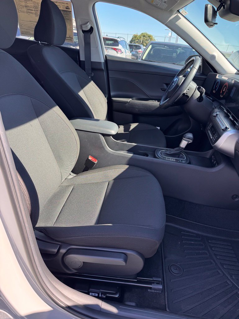 Used 2025 Hyundai Kona SEL AWD/4WD image 11