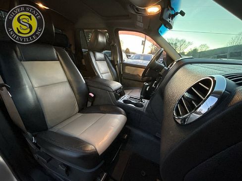 Used 2009 Ford Explorer Sport Trac Limited image 17