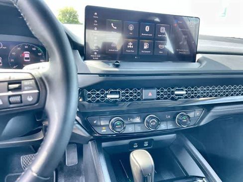 Used 2026 Honda Accord EX-L image 18
