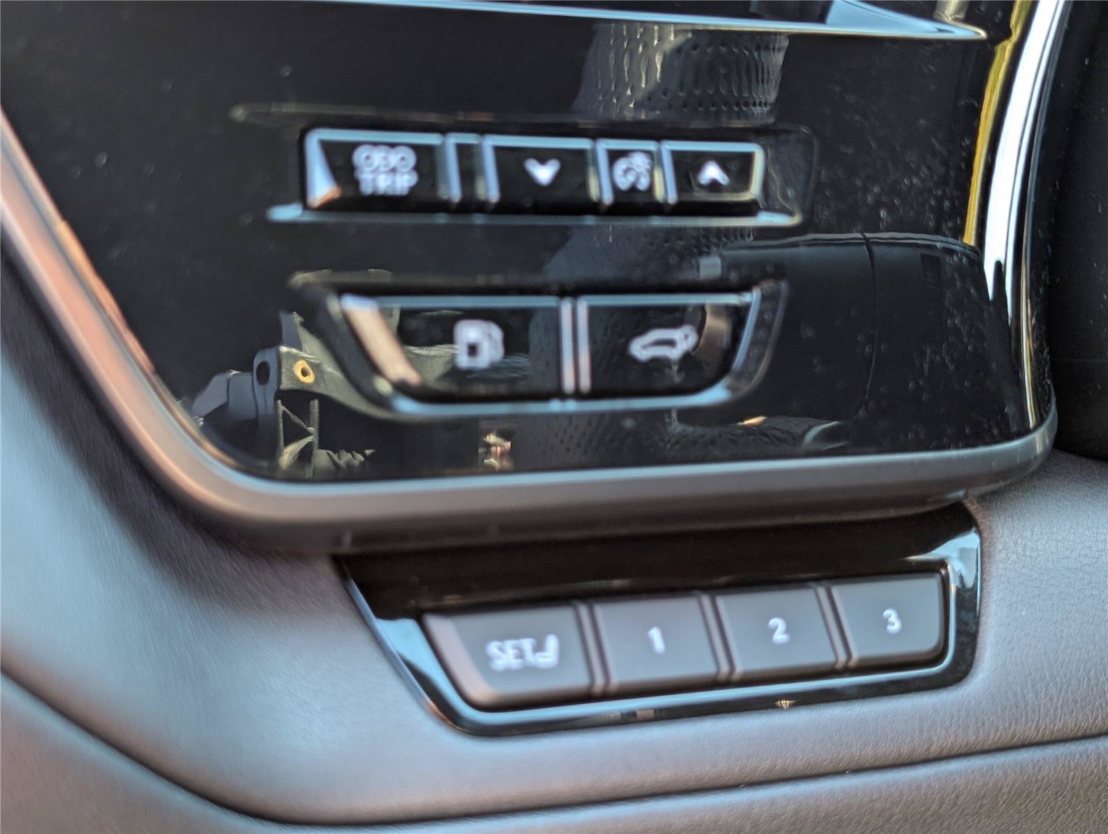 Used 2026 Lexus TX 500h AWD w/ Technology Package image 24
