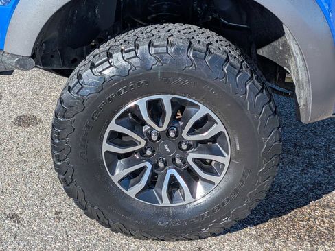 Used 2012 Ford F150 Raptor w/ Raptor Luxury Pkg AWD/4WD image 12