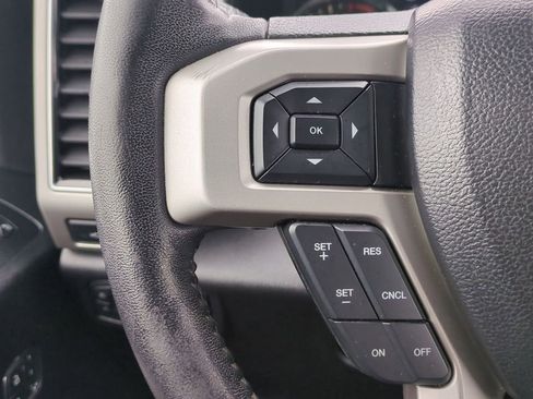 Used 2019 Ford F150 Lariat w/ Equipment Group 502A Luxury image 28