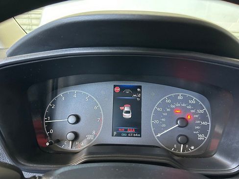 Used 2024 Toyota Corolla LE FWD image 28