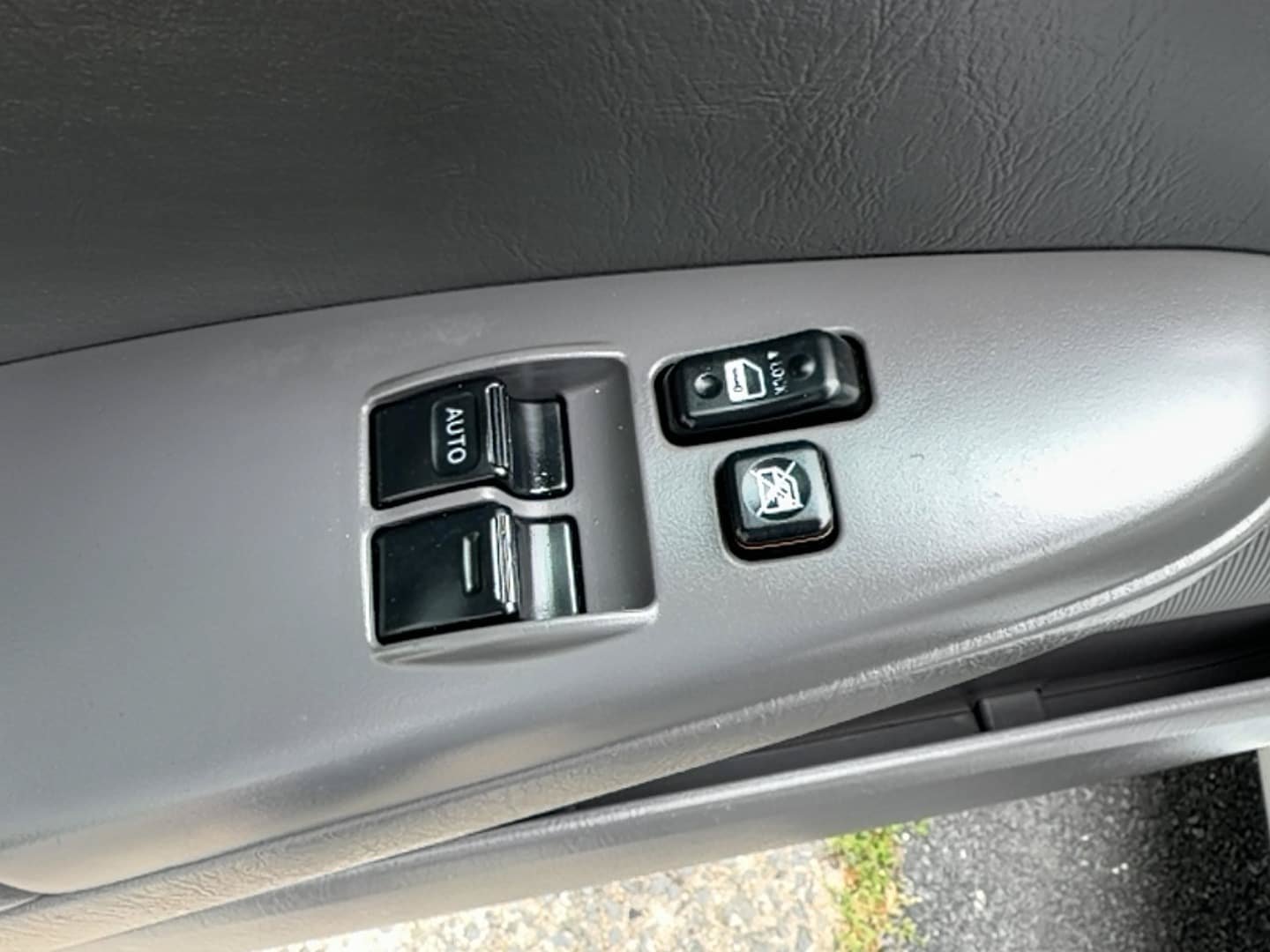 Used 2007 Toyota Solara SE FWD image 13