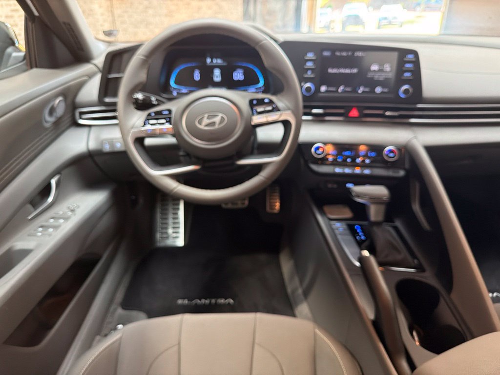 Certified 2026 Hyundai Elantra Sport FWD image 15