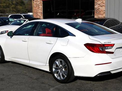 Used 2018 Honda Accord LX image 6