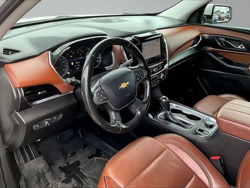 Used 2020 Chevrolet Traverse High Country w/ LPO, Floor Liner Package AWD/4WD image 18