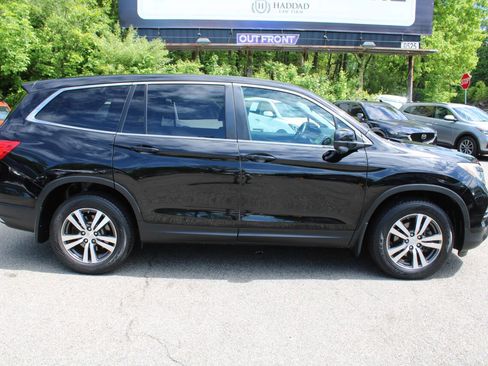 Used 2018 Honda Pilot EX image 6