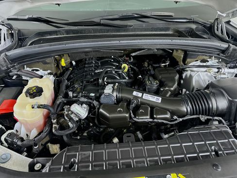 Used 2023 Jeep Grand Cherokee Limited w/ Black Appearance Package image 33