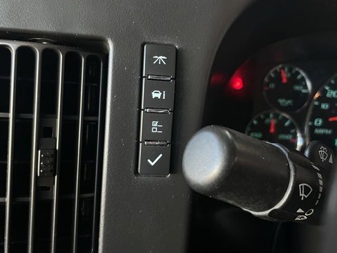 Used 2017 Chevrolet Express 2500 LS image 25