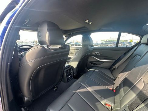 Certified 2025 BMW 330i Sedan w/ M Sport Package image 18