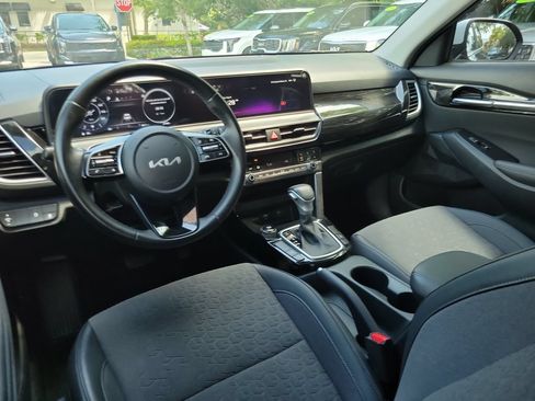 Certified 2024 Kia Seltos S FWD image 13