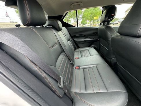 Used 2019 Nissan Kicks SR w/ SR Premium Package FWD image 20