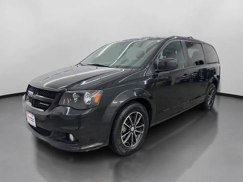 Used 2018 Dodge Grand Caravan GT FWD image 4