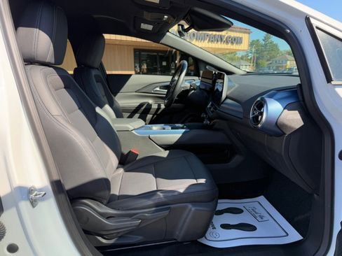 Used 2024 Chevrolet Equinox EV LT w/ Active Safety Package 3 image 11