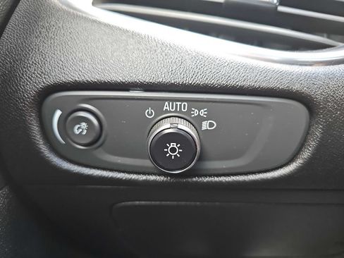 Used 2019 Chevrolet Malibu LT FWD image 31