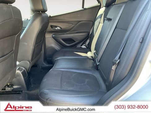 Used 2022 Buick Encore Preferred AWD/4WD image 13