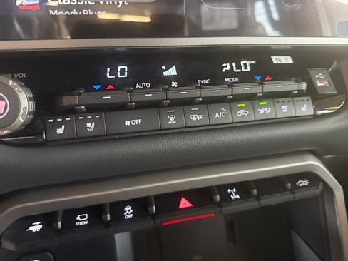 New 2026 Toyota Tundra Limited w/ TRD Off-Road Package AWD/4WD image 17