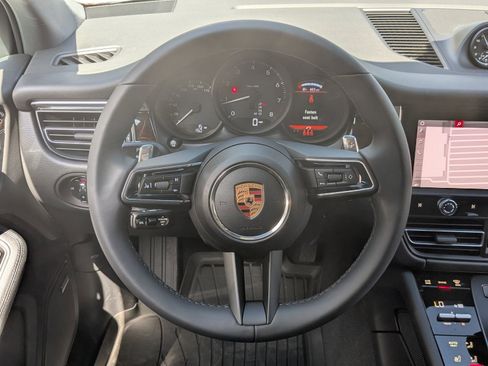 New 2026 Porsche Macan AWD/4WD image 15