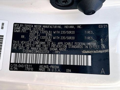 Used 2021 Toyota Sienna XSE image 19