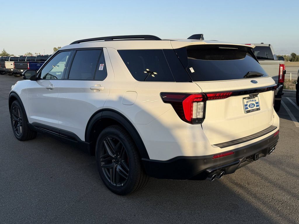 Used 2026 Ford Explorer ST w/ Sun And Sound Package AWD/4WD image 5