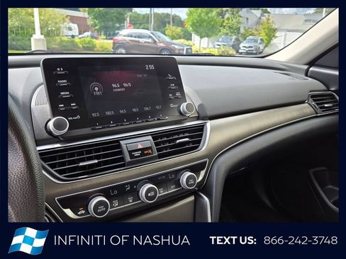 Used 2018 Honda Accord LX image 29