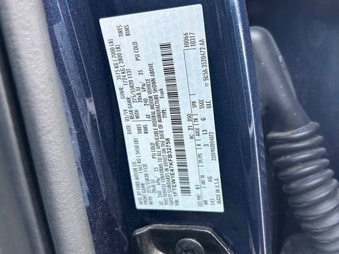 Used 2019 Ford F150 Lariat w/ Equipment Group 502A Luxury AWD/4WD image 11