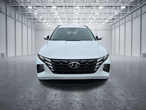 Used 2022 Hyundai Tucson SEL w/ Convenience Package FWD image 2