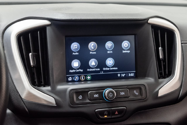 Used 2023 GMC Terrain SLE w/ Elevation Edition FWD image 17