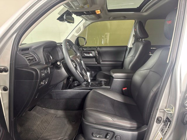 Used 2022 Toyota 4Runner TRD Off-Road Premium w/ TRD Black Wheel Package (TMS) AWD/4WD image 11