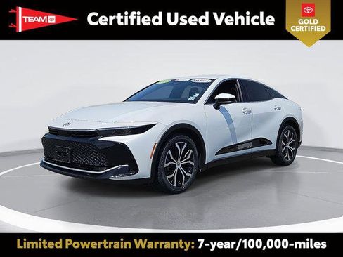 Certified 2024 Toyota Crown AWD/4WD image 1