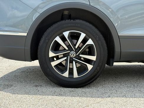 Used 2024 Volkswagen Tiguan S AWD/4WD image 11