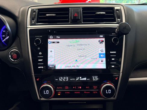 Used 2019 Subaru Outback 3.6R Limited w/ Popular Package #2 AWD/4WD image 43