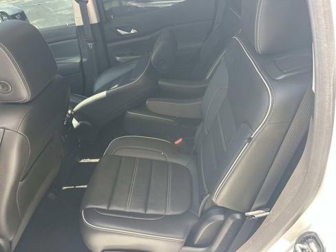 Used 2023 GMC Acadia Denali w/ Denali Ultimate Package FWD image 14