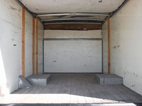 Used 2019 Ford E-350 and Econoline 350 Super Duty image 8