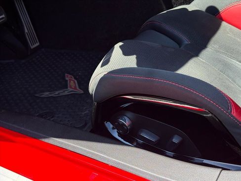 Used 2023 Chevrolet Corvette Stingray Premium Cpe w/ Z51 Performance Package RWD image 26