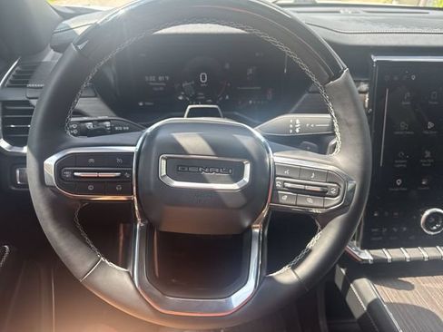 Used 2024 GMC Acadia Denali w/ Super Cruise Package FWD image 13