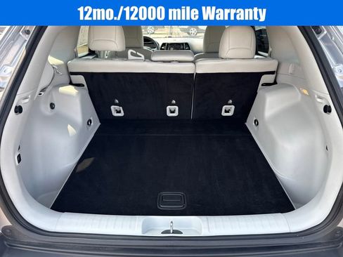 Used 2019 Jeep Cherokee Limited image 18