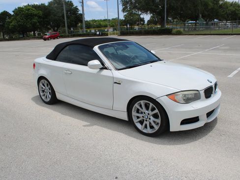 Used 2013 BMW 135i Convertible RWD image 14